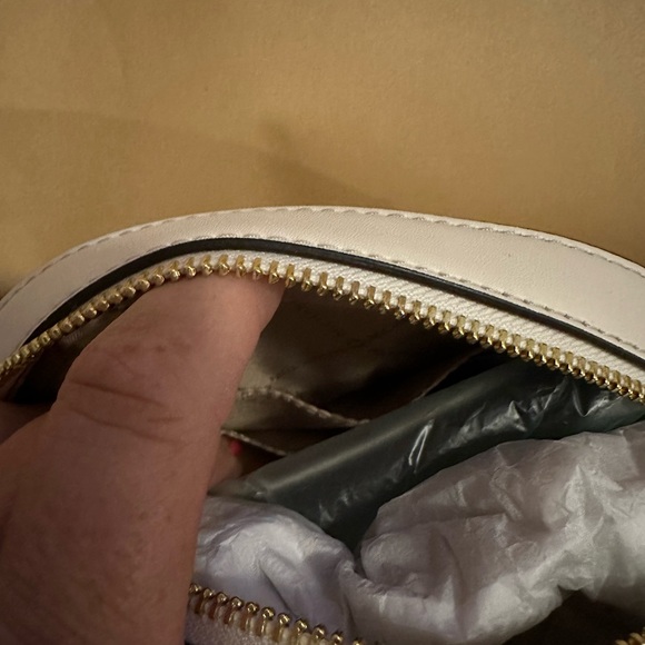 Michael Kors Crossbody for sale! New! - Picture 6 of 6